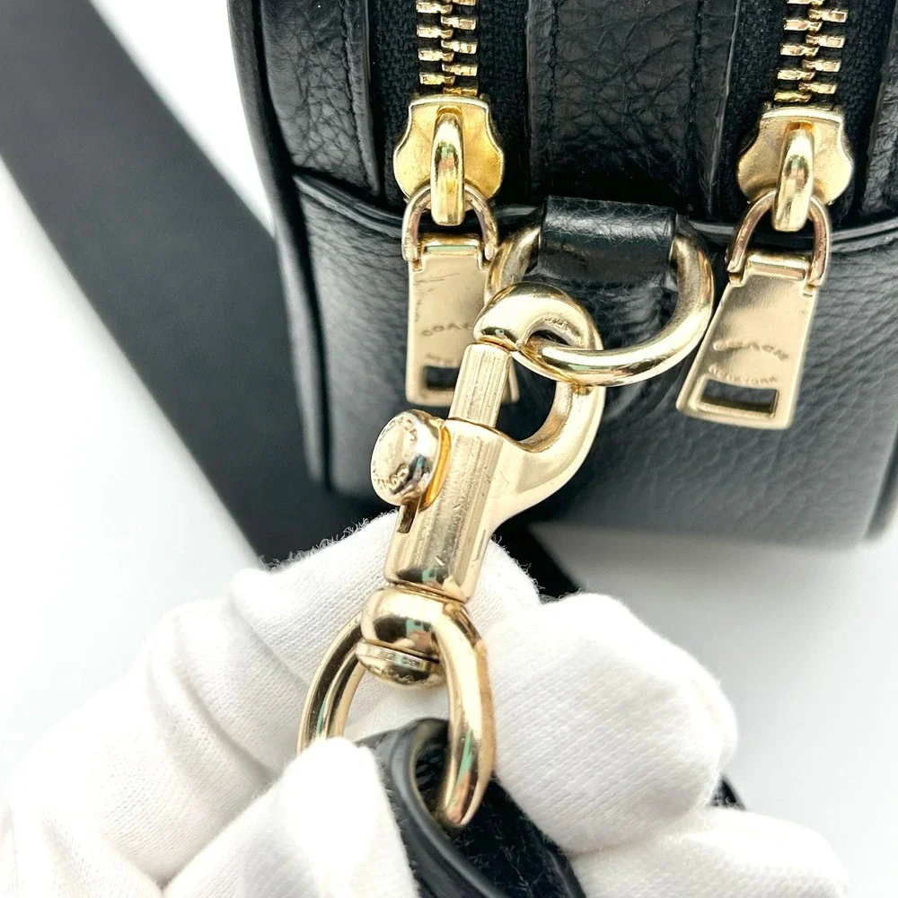 EUC Coach Black Pebbled Leather Convertible Crossbody Jes Camera Bag